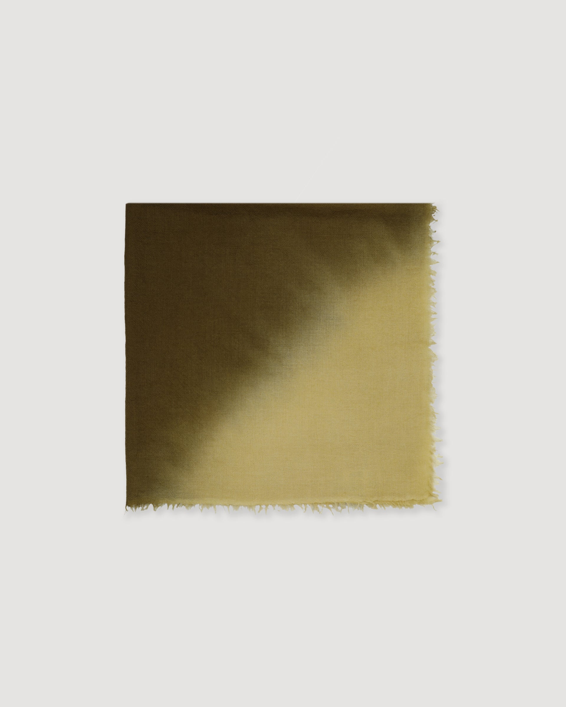 UNISEX-BANDANA TINTA UNITA CON FRANGE IN CASHMERE, TINTURA SFUMATA MANUALE - Militare